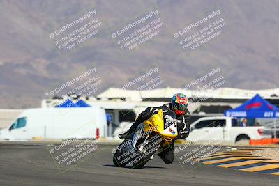 media/Jan-14-2024-SoCal Trackdays (Sun) [[2e55ec21a6]]/Turn 16 Set 2 (1125am)/